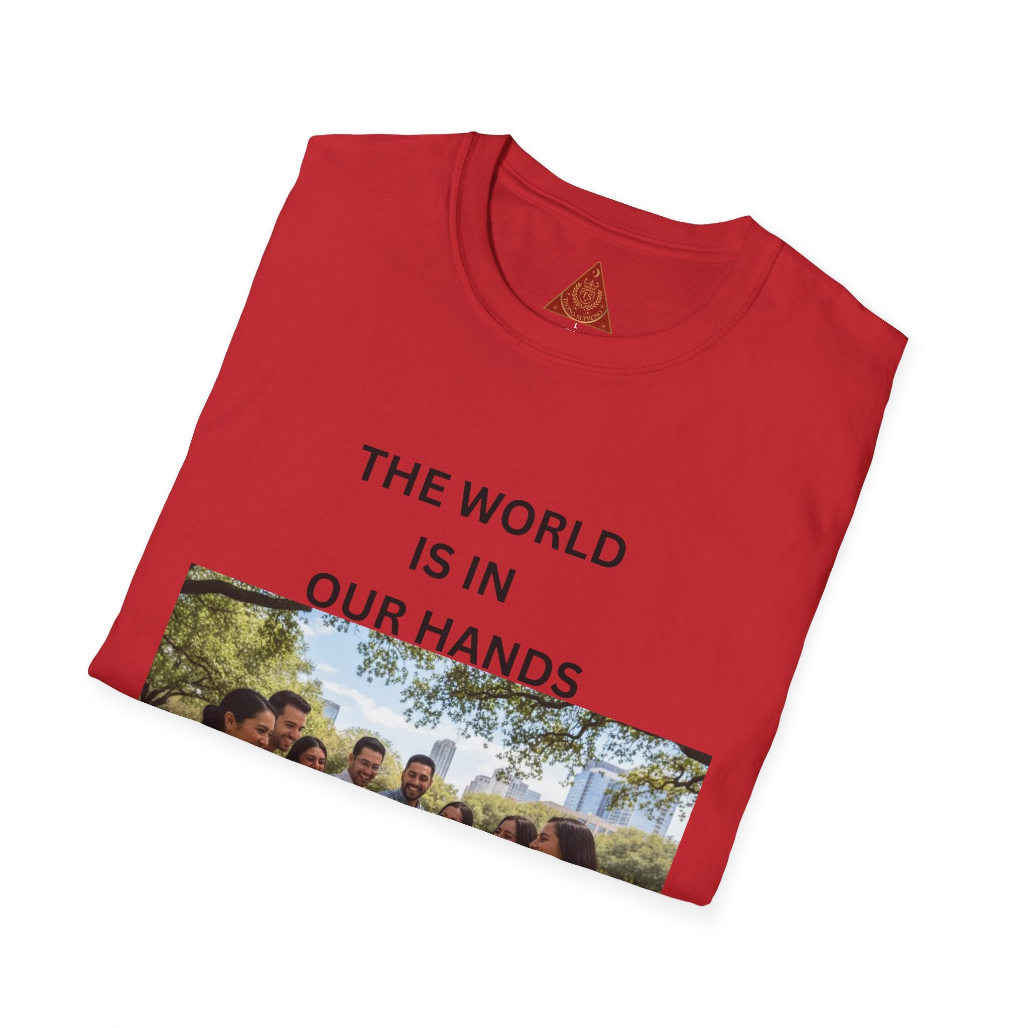 Trono Supremo { Contemporary | The World Is In Our Hands T-Shirt — Global Unity Photo Tee