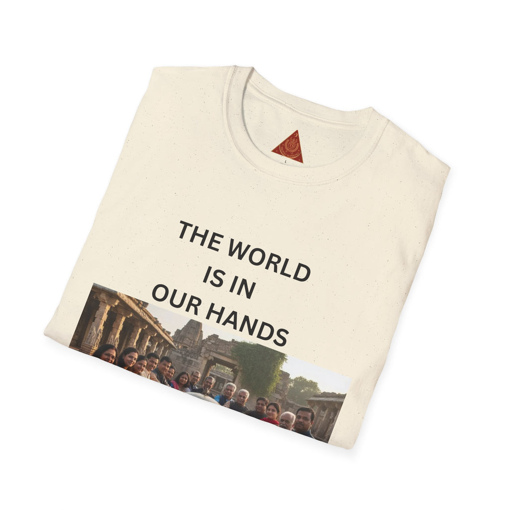 Trono Supremo | Contemporary | The World Is In Our Hands T-Shirt