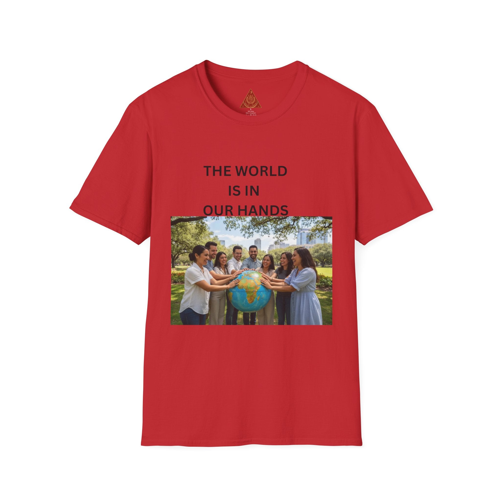 Trono Supremo { Contemporary | The World Is In Our Hands T-Shirt — Global Unity Photo Tee