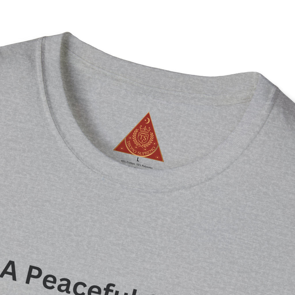 Trono Supremo | Christian Prayer T‑Shirt – “I Am A Peaceful Christian” Jesus Illustration