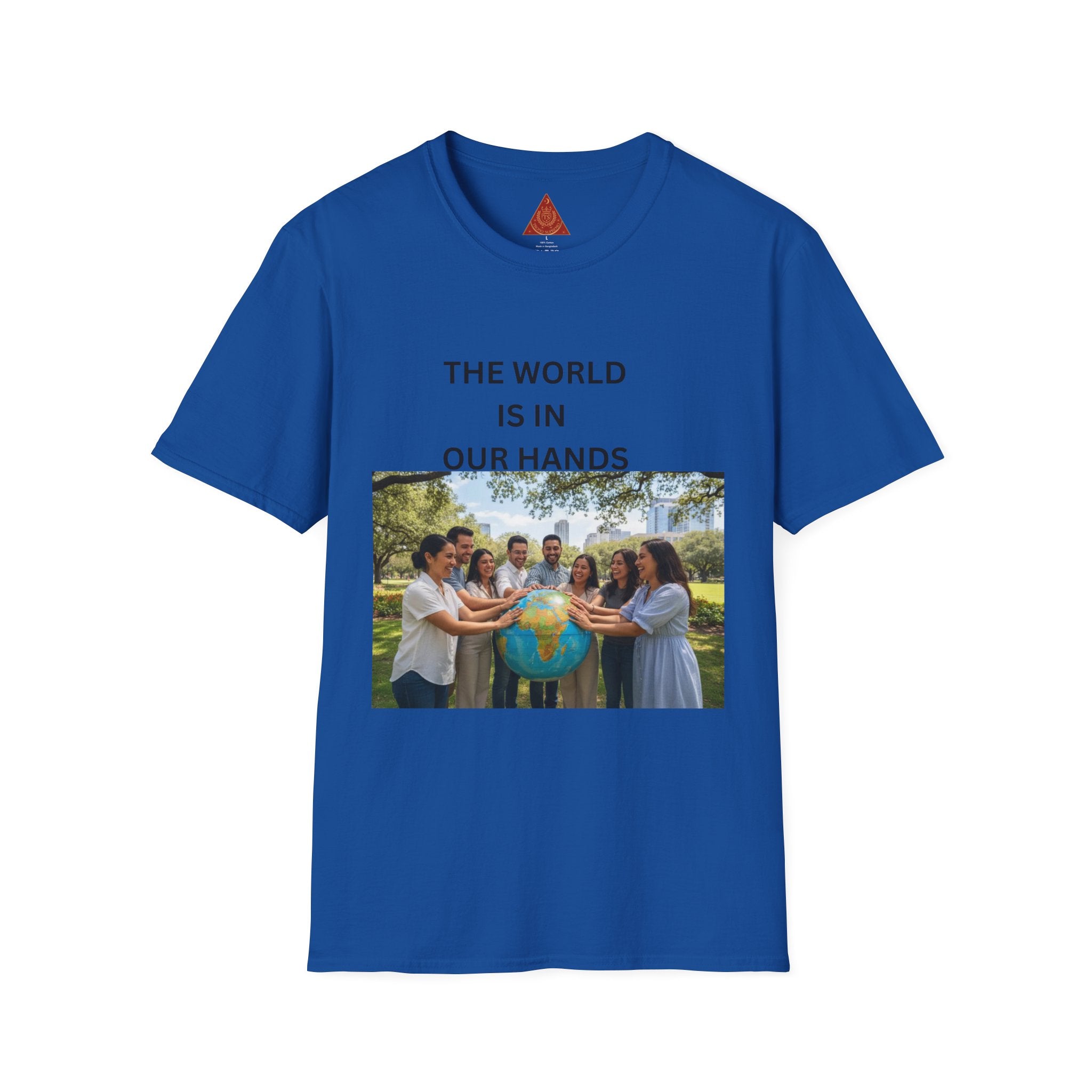 Trono Supremo { Contemporary | The World Is In Our Hands T-Shirt — Global Unity Photo Tee