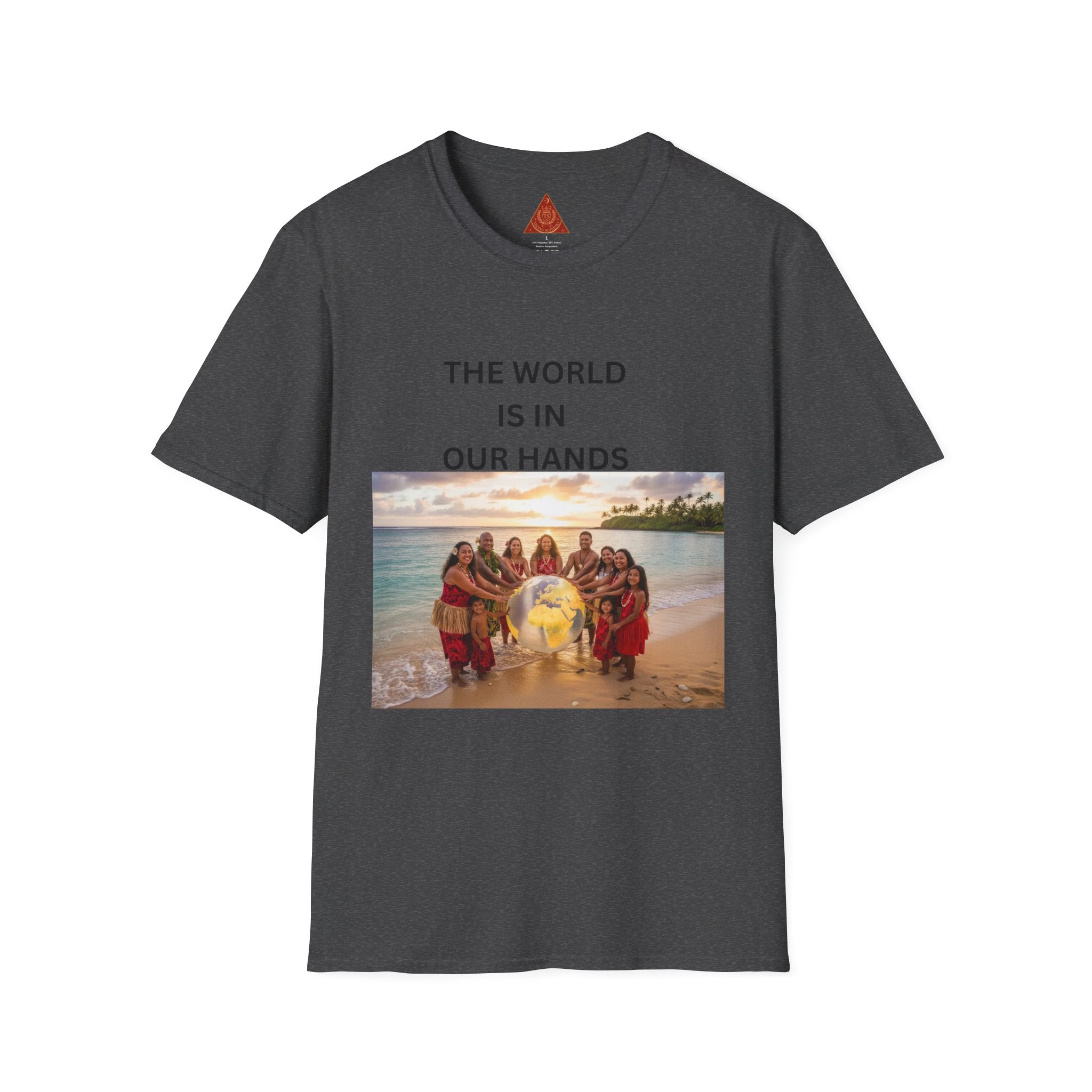 Trono Supremo { Contemporary | T-Shirt — “The World Is In Our Hands” Inspirational Beach Photo Tee