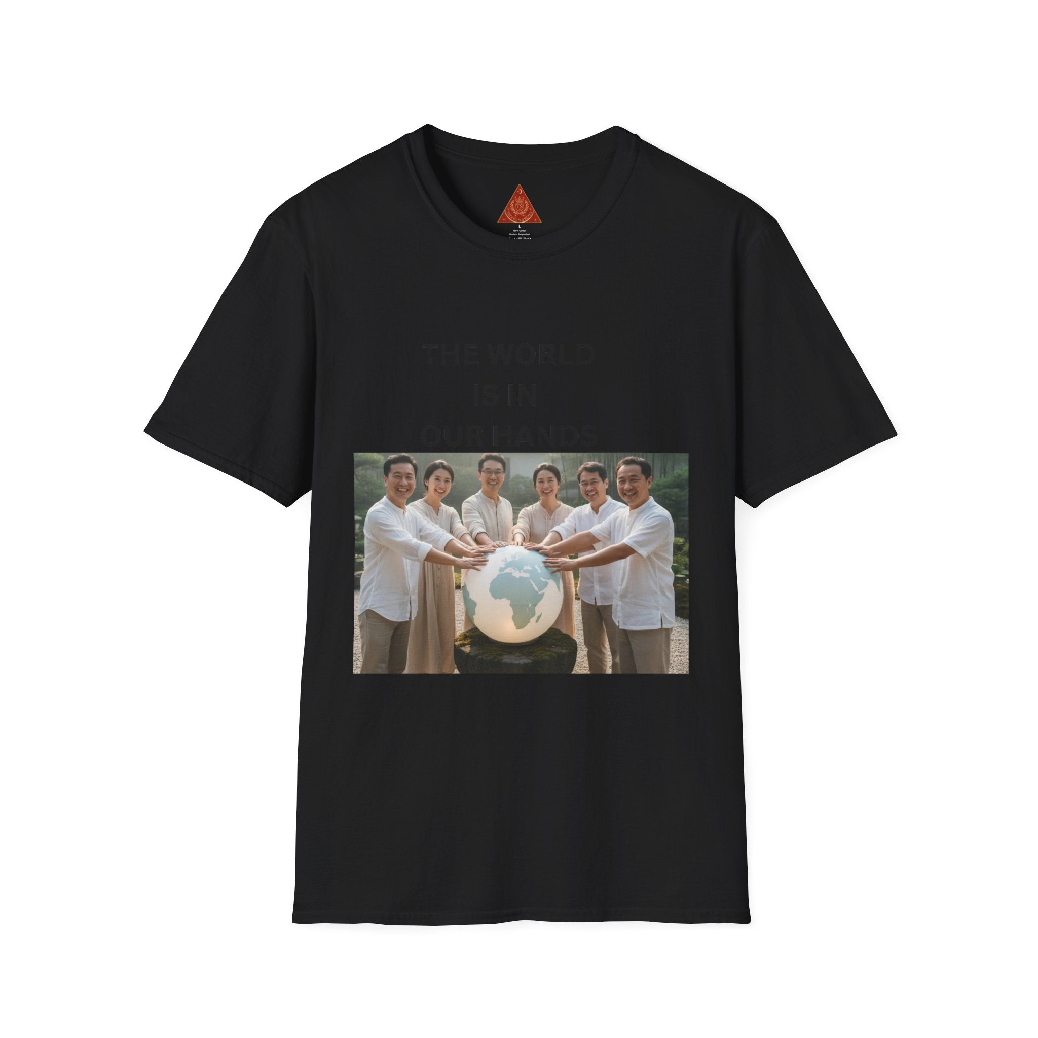 Trono Supremo | Contemporary | The World Is In Our Hands T-Shirt