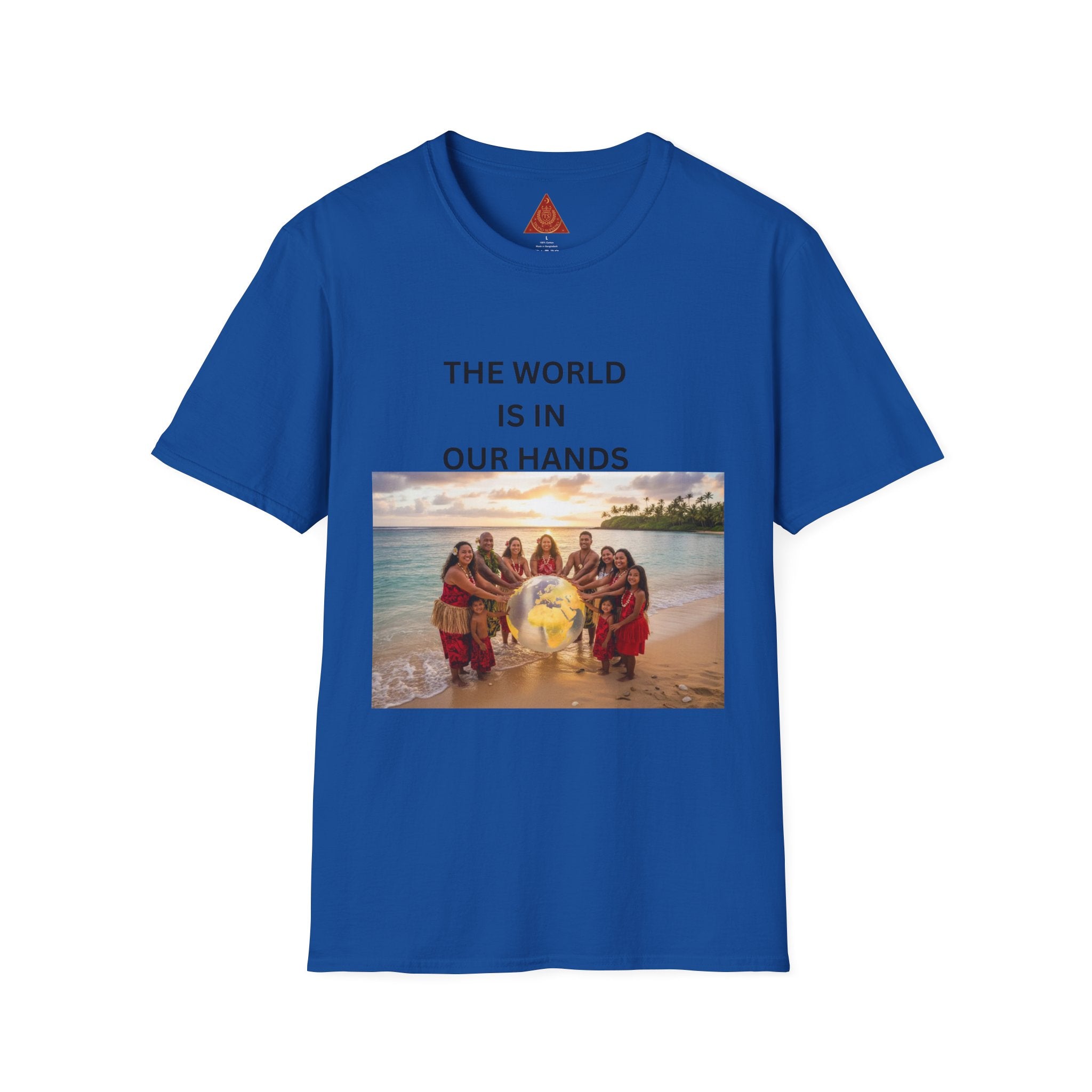 Trono Supremo { Contemporary | T-Shirt — “The World Is In Our Hands” Inspirational Beach Photo Tee