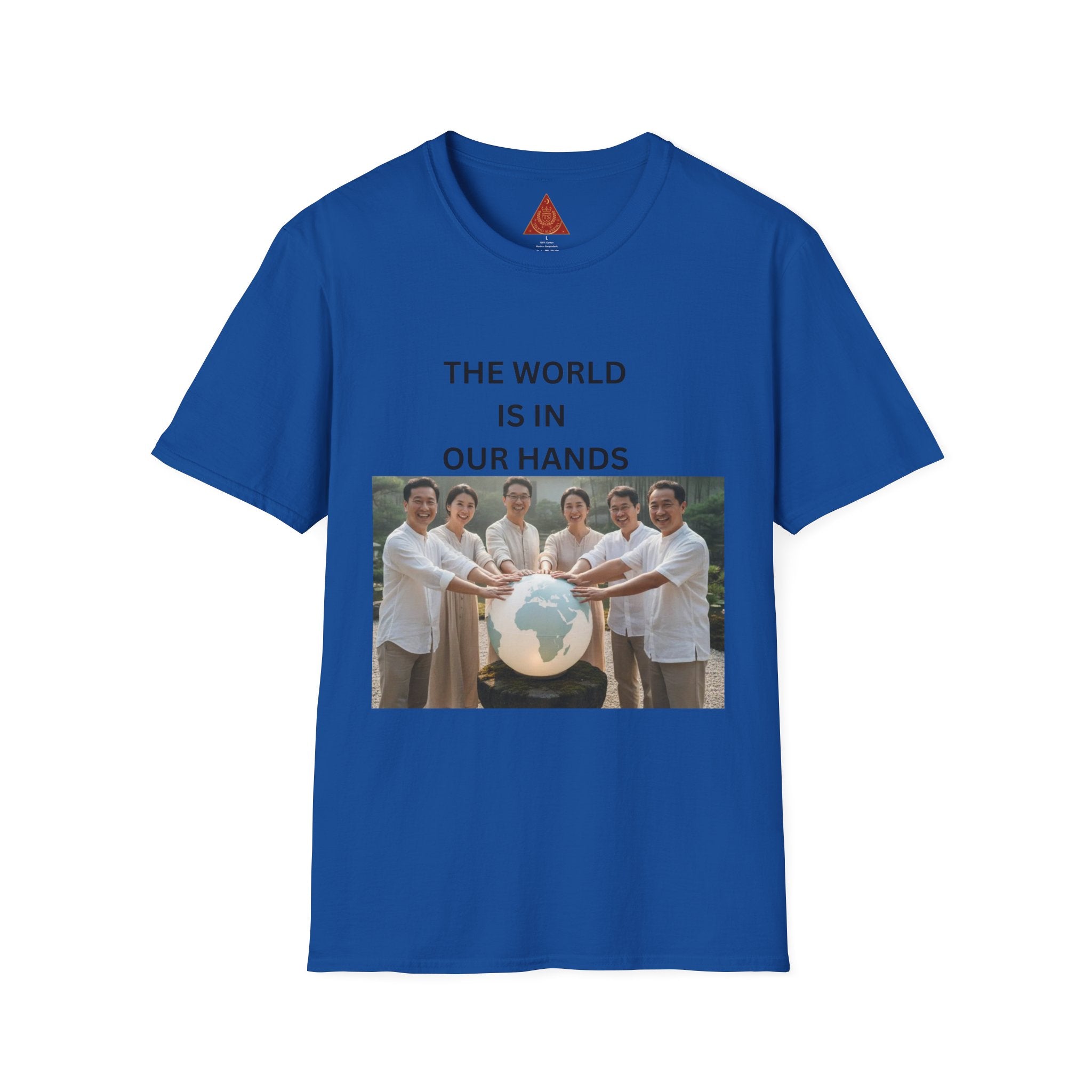 Trono Supremo | Contemporary | The World Is In Our Hands T-Shirt