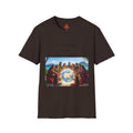 Trono Supremo { Contemporánea | Camiseta — Camiseta Estampada Espiritual "El Mundo Está En Nuestras Manos"