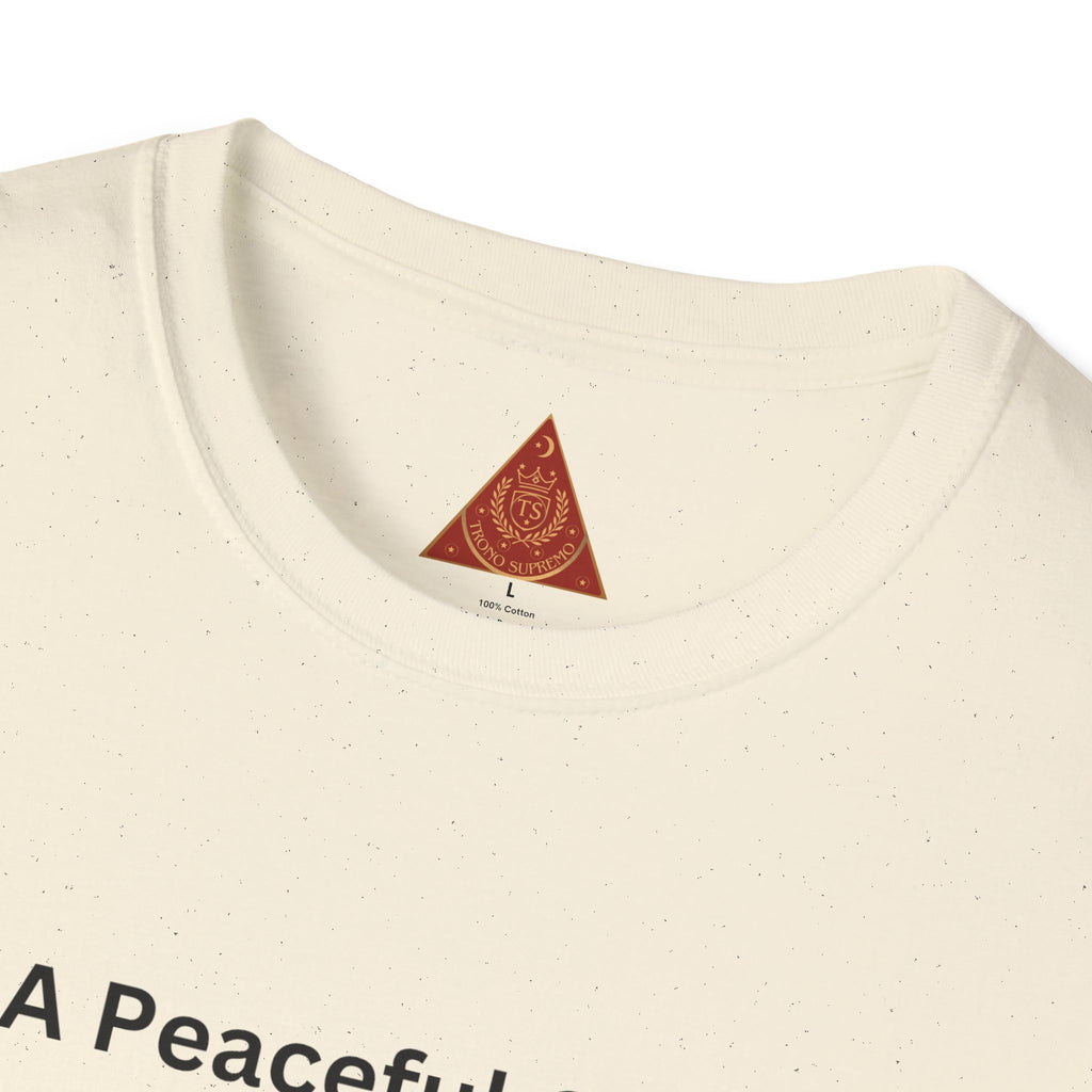 Trono Supremo | Christian Prayer T‑Shirt – “I Am A Peaceful Christian” Jesus Illustration