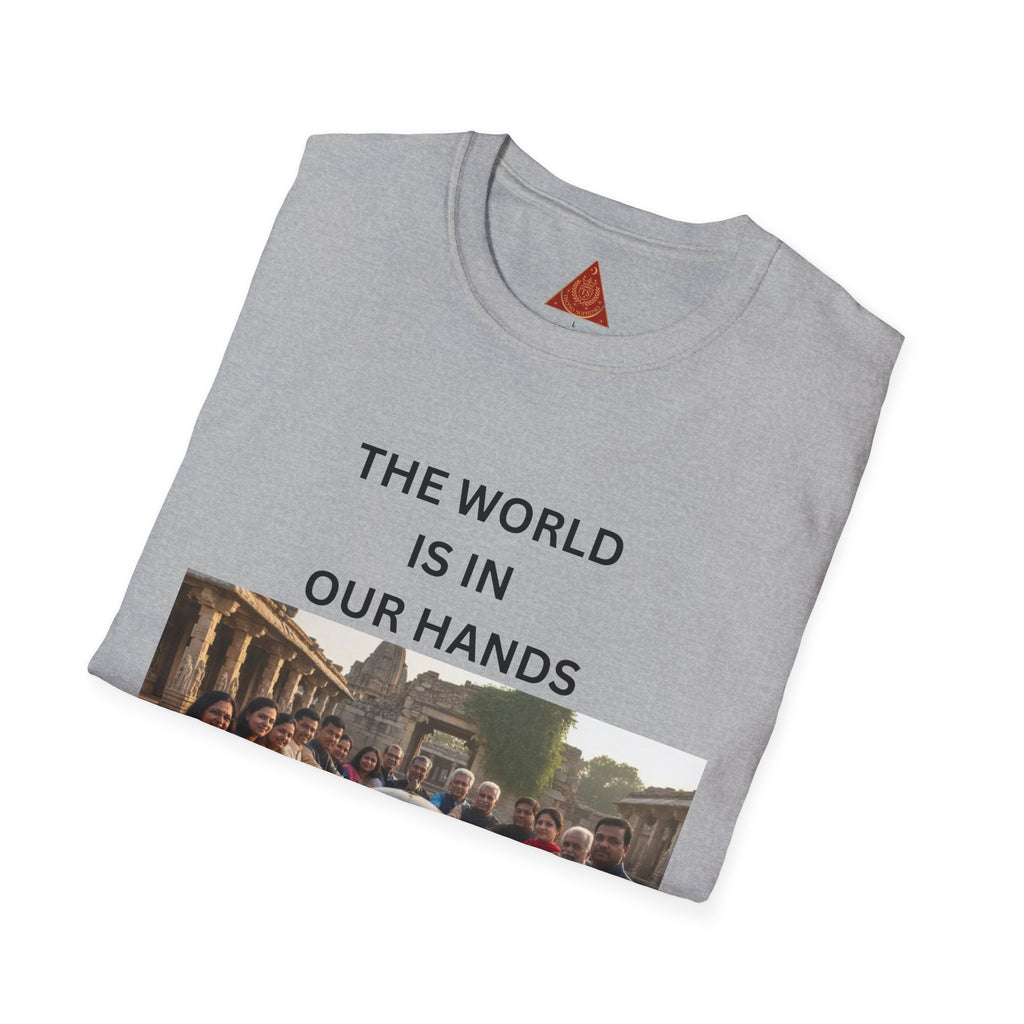 Trono Supremo | Contemporary | The World Is In Our Hands T-Shirt