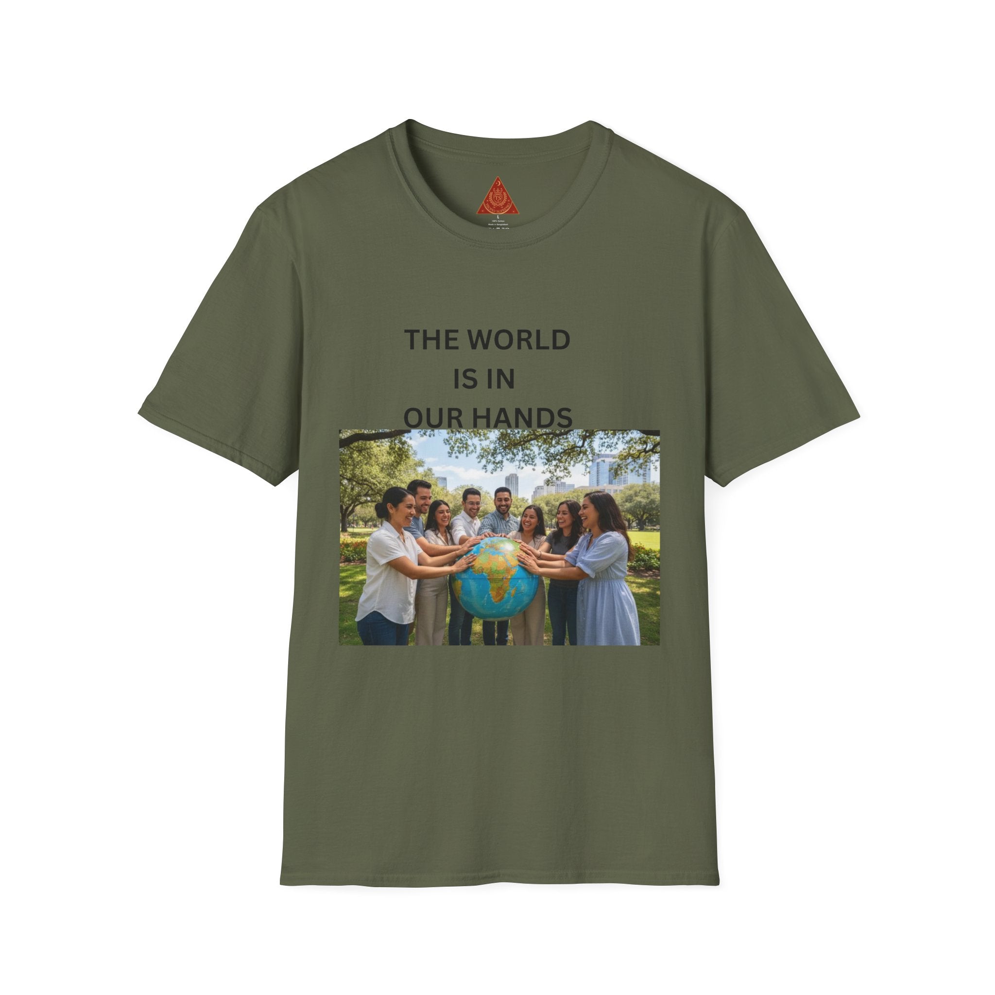 Trono Supremo { Contemporary | The World Is In Our Hands T-Shirt — Global Unity Photo Tee