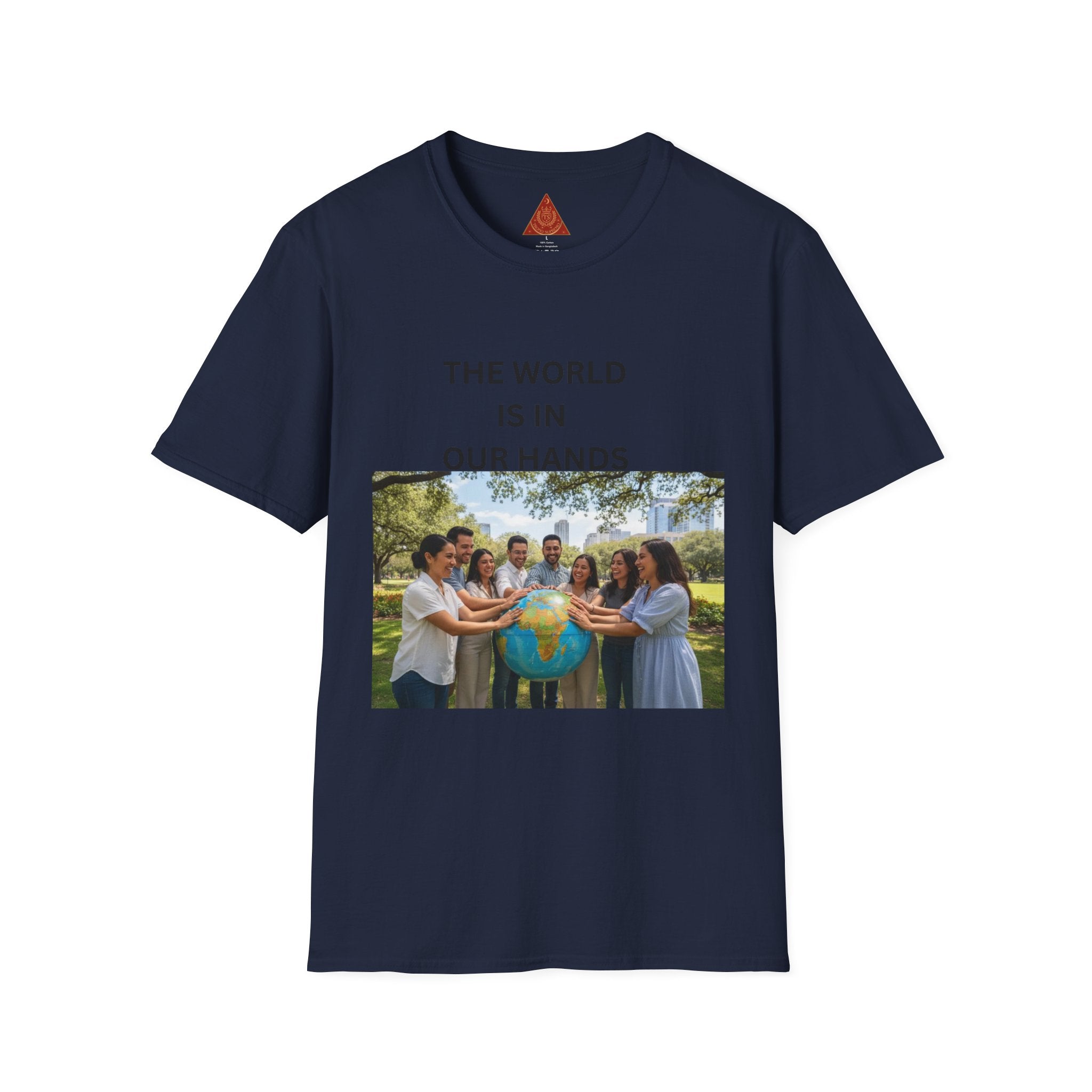 Trono Supremo { Contemporary | The World Is In Our Hands T-Shirt — Global Unity Photo Tee